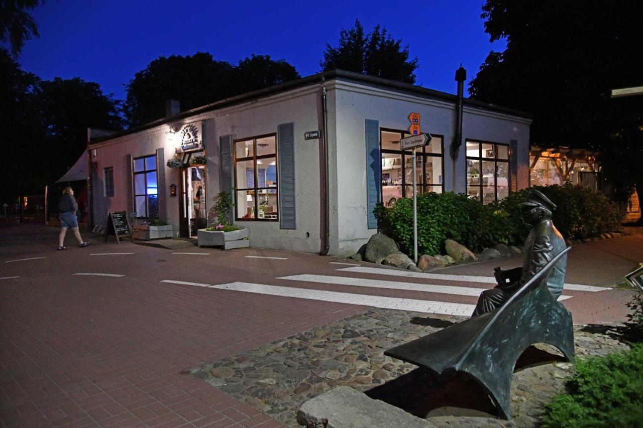Ahoy Puck Apartament Przy Plazy Z Widokiem Na Morze Exterior photo